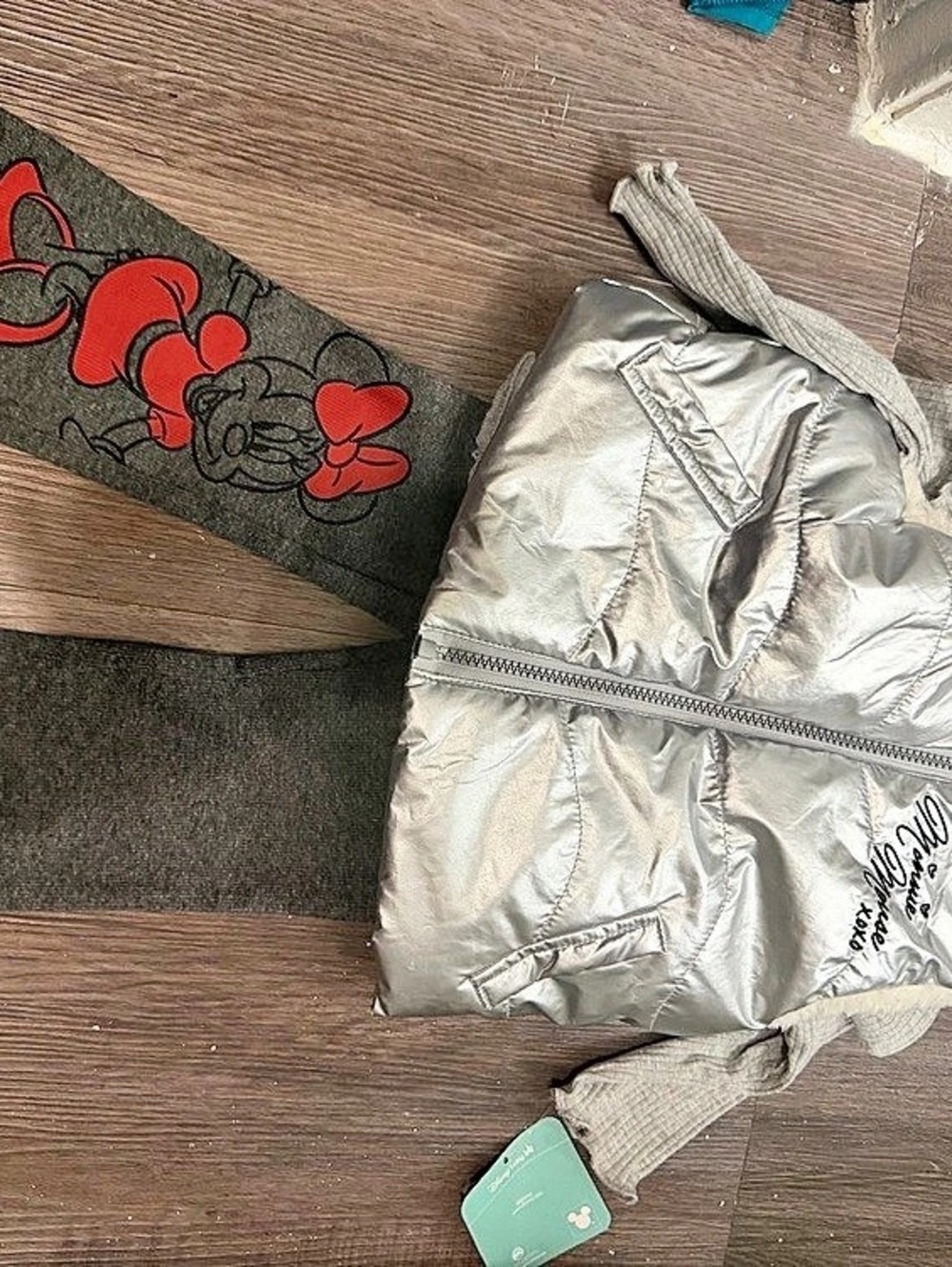 Disney Minnie Mouse Matching Set w/Puffer Vest- nwt- 12 month